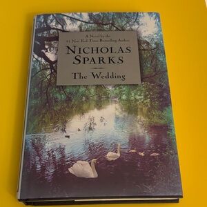 5/$5 Nicholas Sparks 'The Wedding' Hardcover